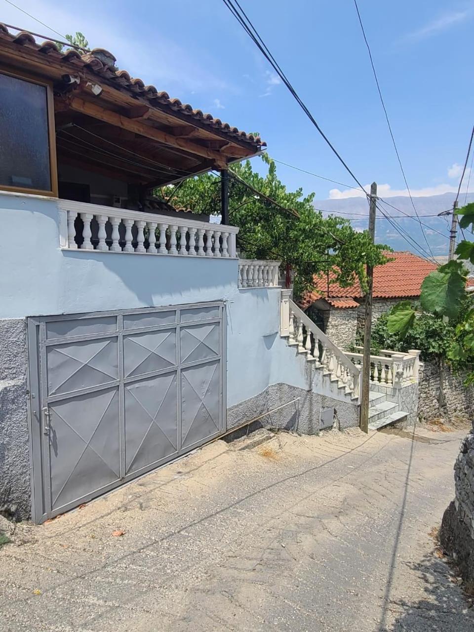 Bertis Guest House Αργυρόκαστρο Εξωτερικό φωτογραφία